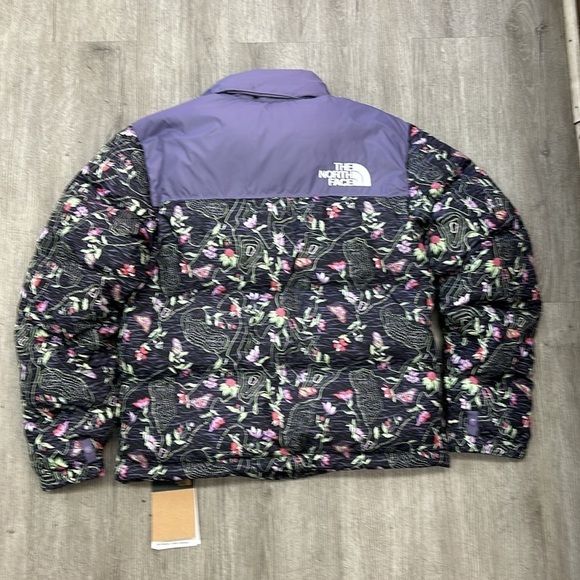 The North Face Women's 1996 Retro Nuptse Jacket size small - Picture 10 of 10